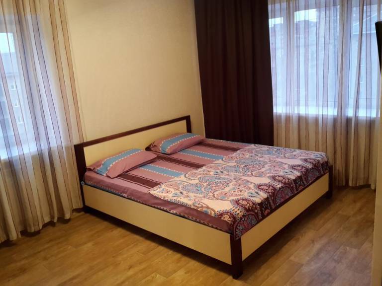 Aliance Apartment at Prospekt Svobodnyy 29