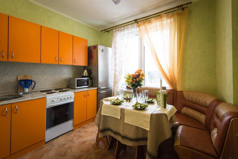 Izumrudniye Holmy 2 Apartment