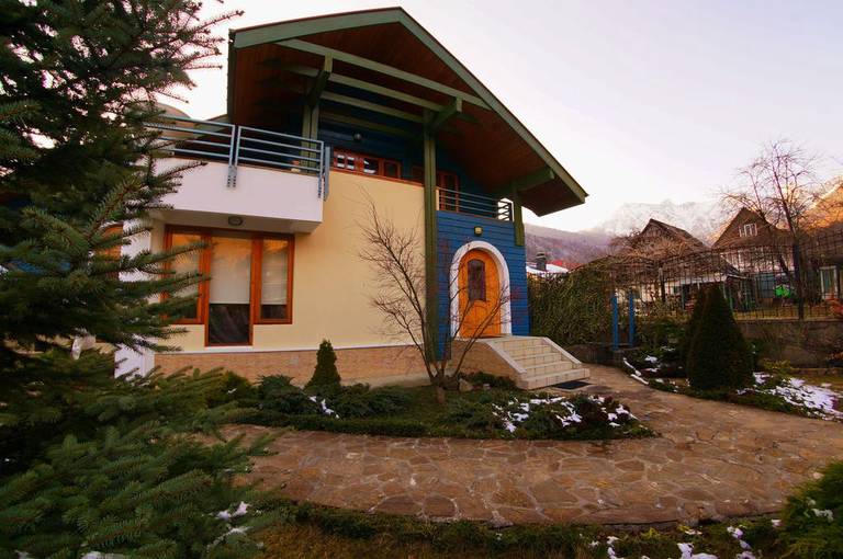 Villa on Zapovednaya