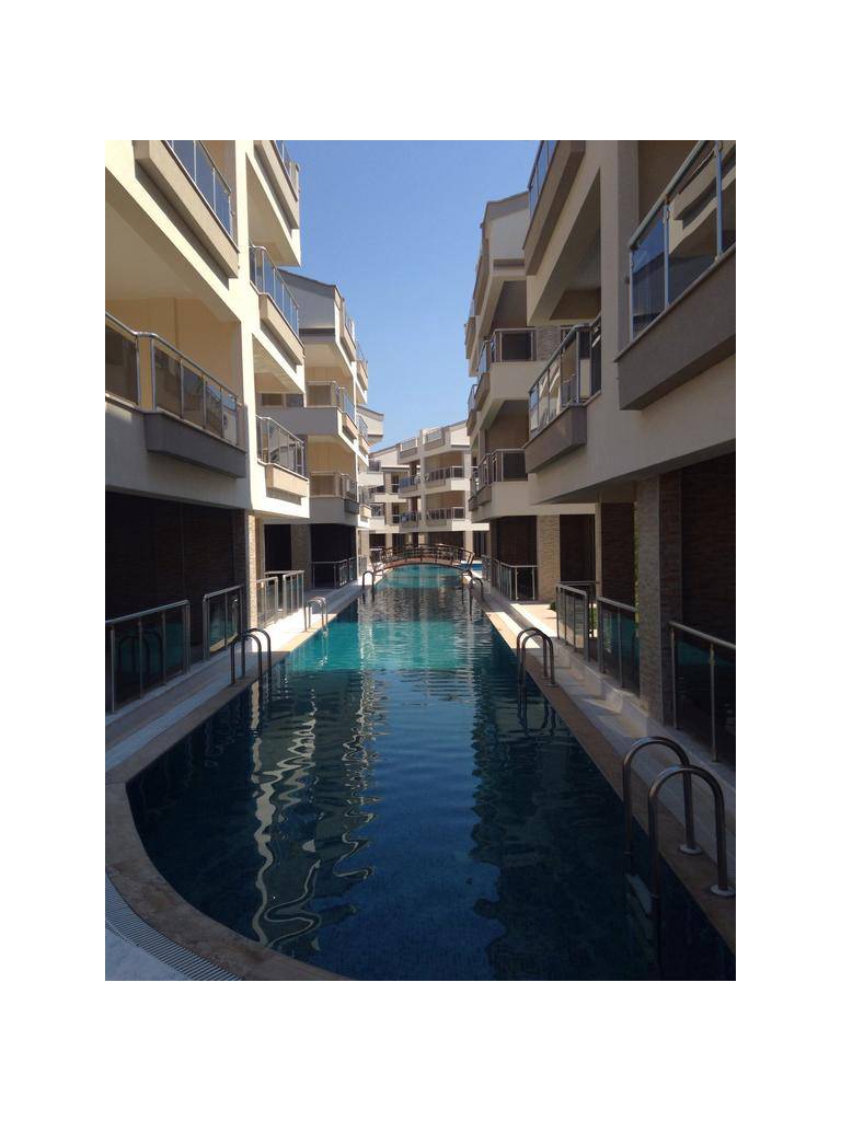 Babylon Poolside Villas