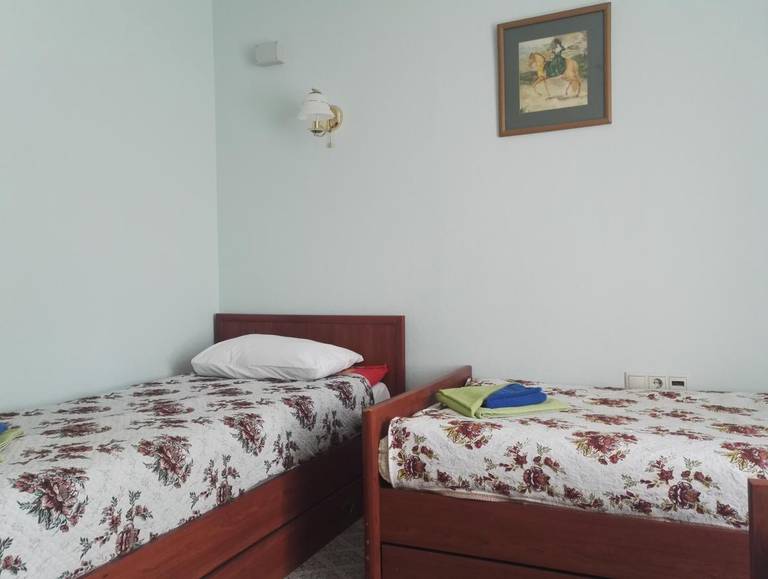 Travel Hotel