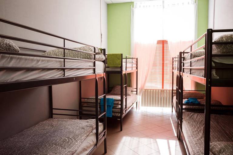 Hostel Lastochka