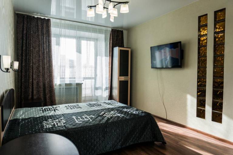 Apartments in Kirov at Surikova 50