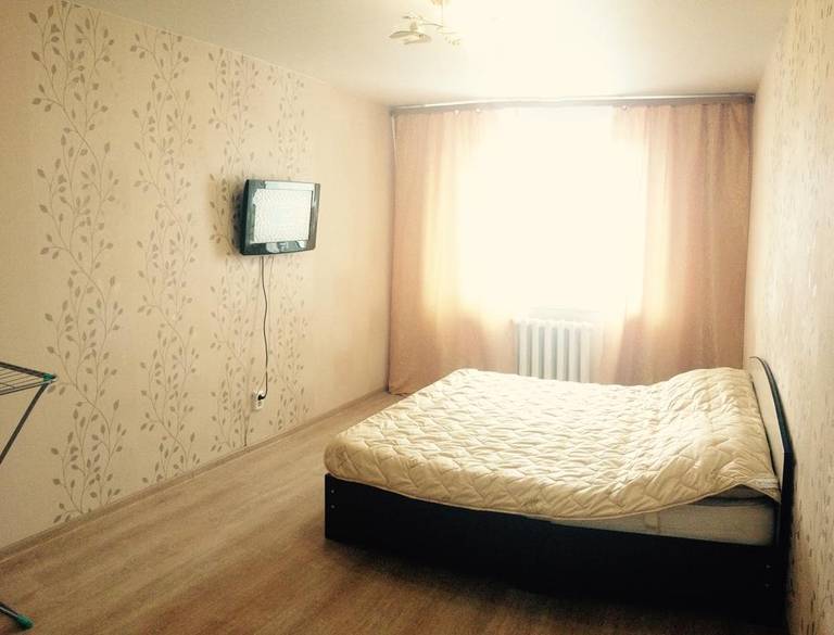 Apartment on Stakhanovskaya 14A/28