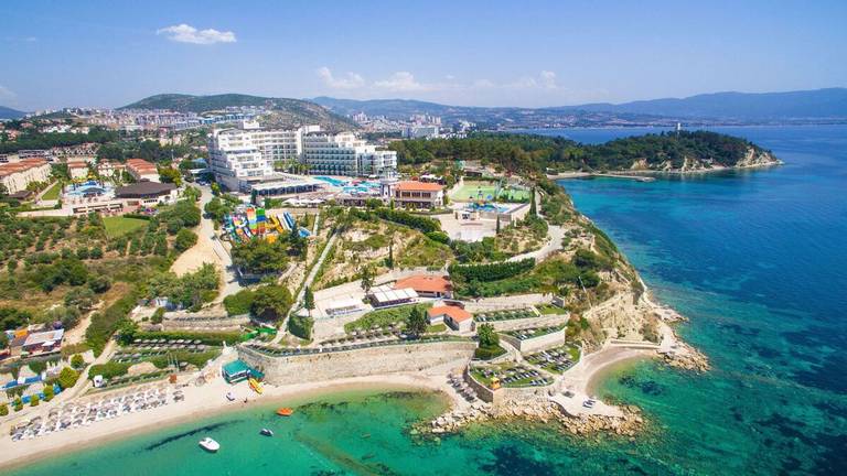 Otium Sealight Beach Resort