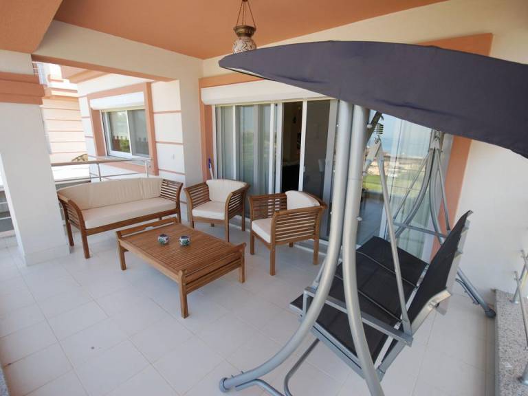 Marina Villa