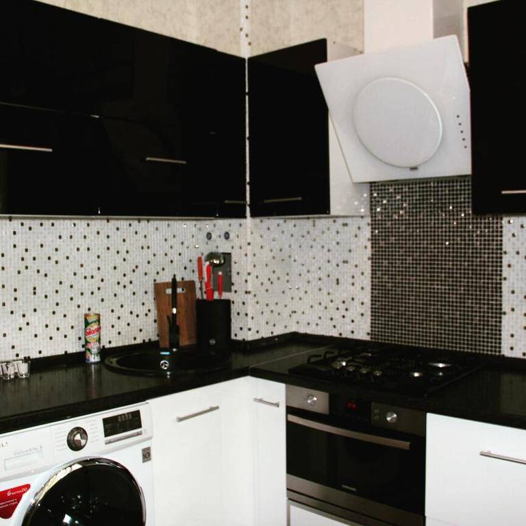 Apartment on Lenina 40, 31