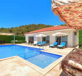 Korunakli Villa Despina в Калкане