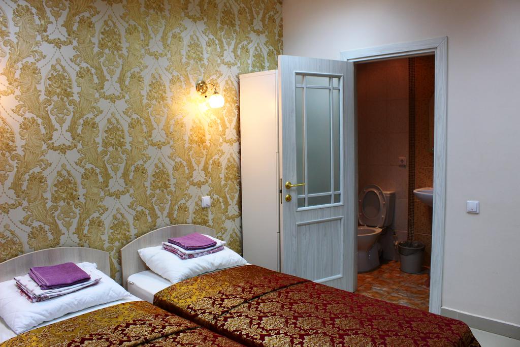 Казань grand hotel kazan. Гранд отель казань 4. Отель новинка казань. Отели на ночь казань. Гостиница новинка.