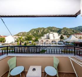 Lighthouse Apartments в Ичмелере