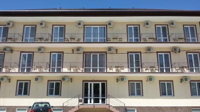 Hadezhda Guest-House