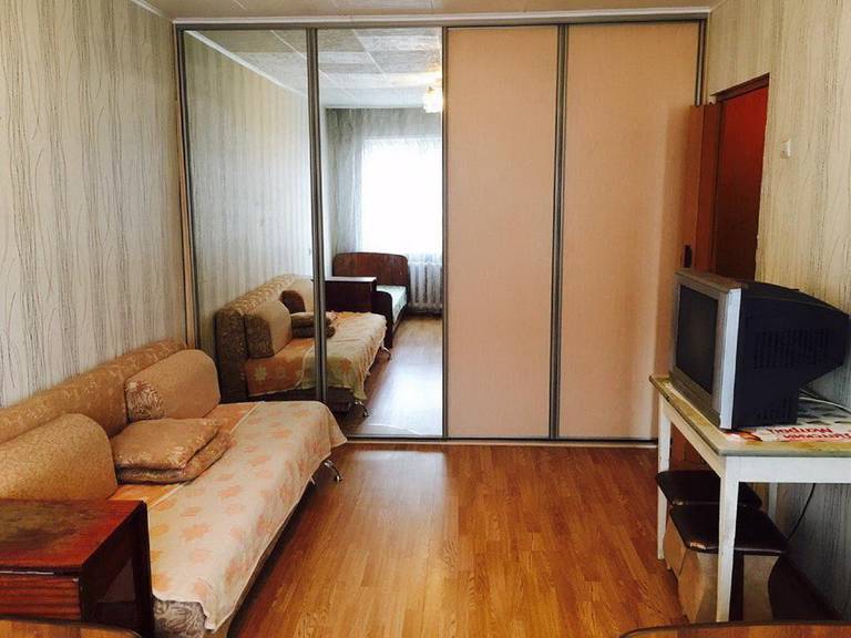 Apartment on Yubileyniy 67