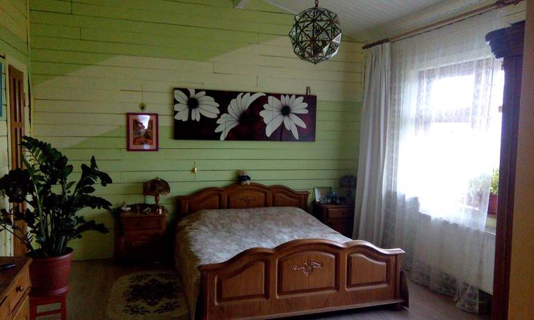 Apartment on alekseeva 2