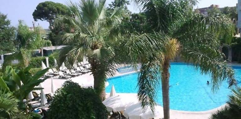 Sunland Beach Hotel