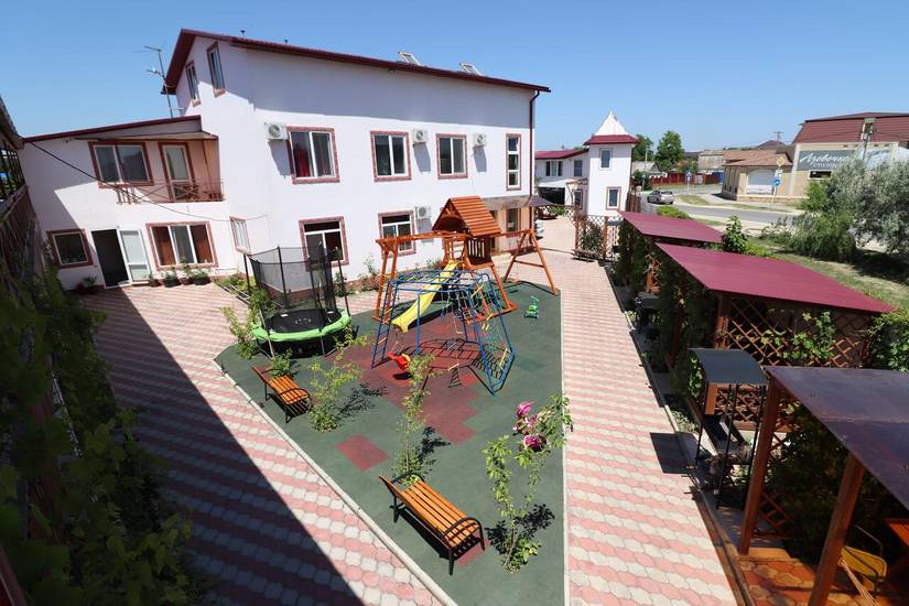 House Leto (Лето) Россия, Голубицкая