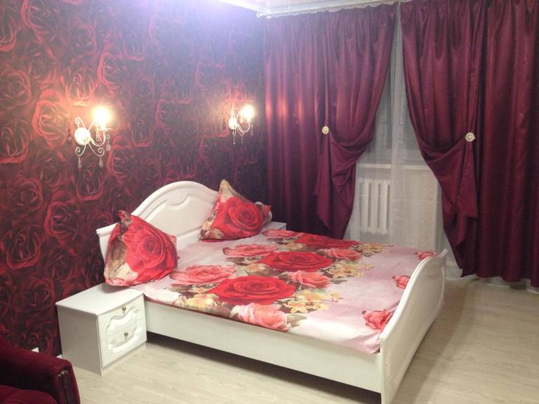 Apartment on Polevaya 7
