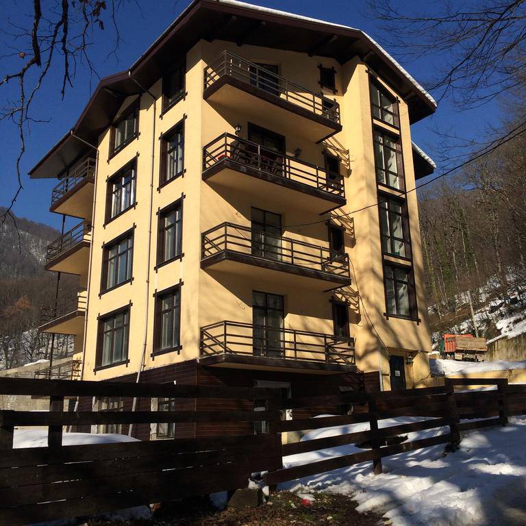 Apartment 128