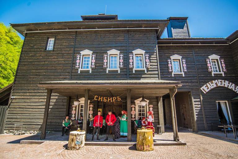 Cultural and Ethnographic Centre Moya Rossiya Hotel