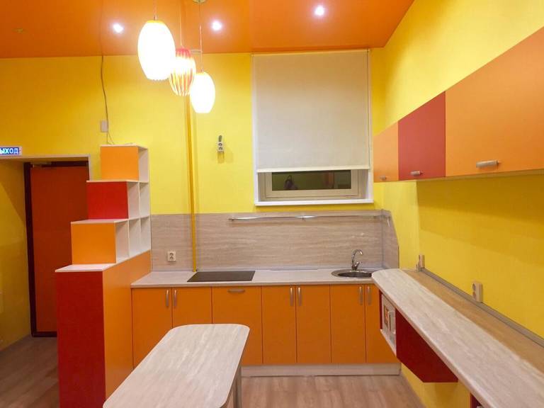 Hostel Apelsin