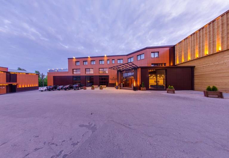 Garden Hotel and Spa
