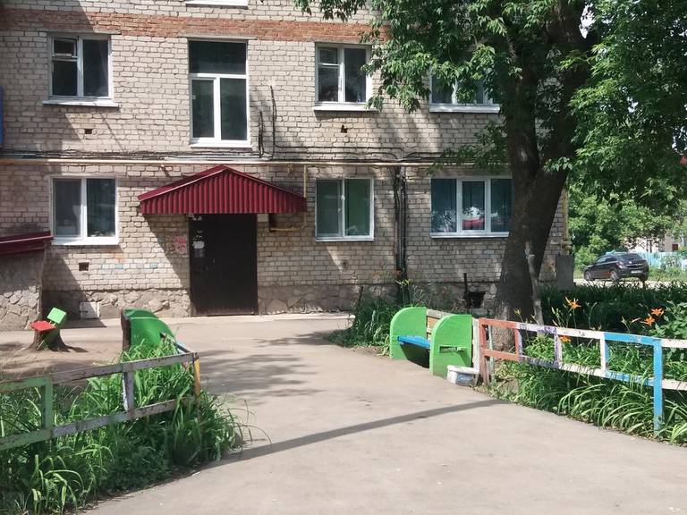 Apartments on Saidasheva 3
