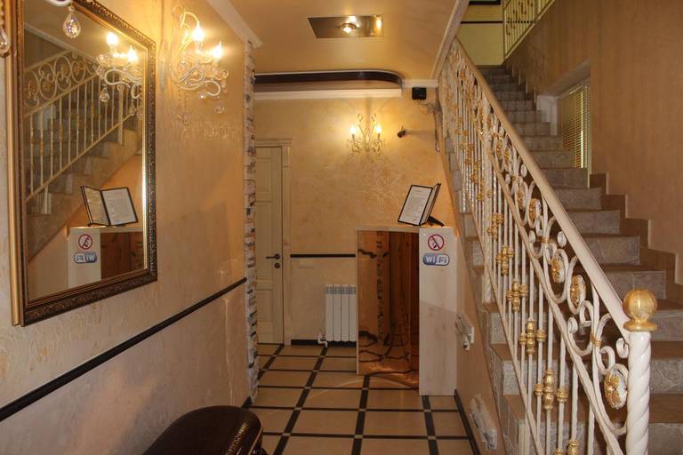 Safari Hotel