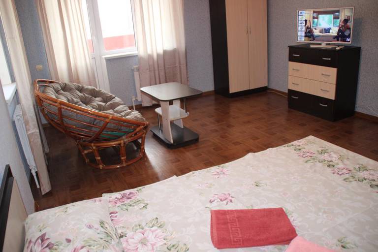 Apartment on Gogolya 3