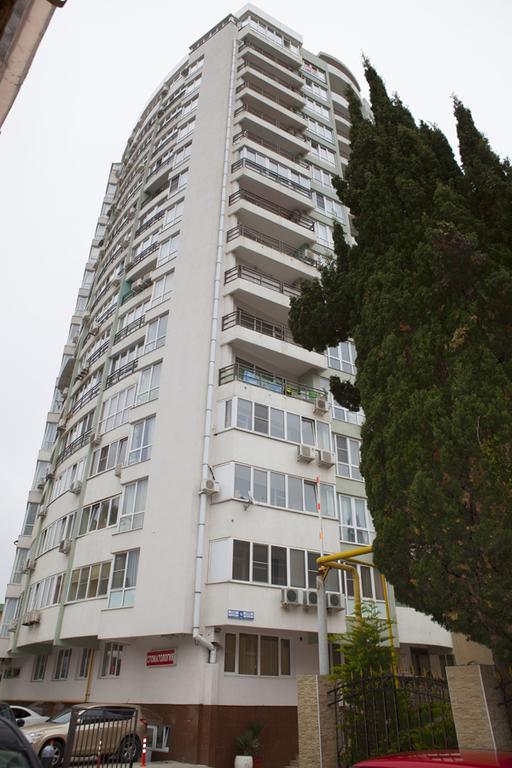 Bogdana Khmelnitskogo 10 Apartment