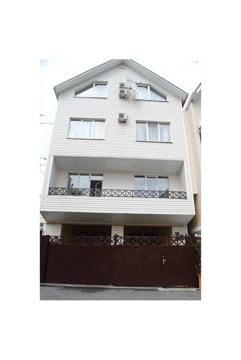 Guest House on ul 8 marta 4/3