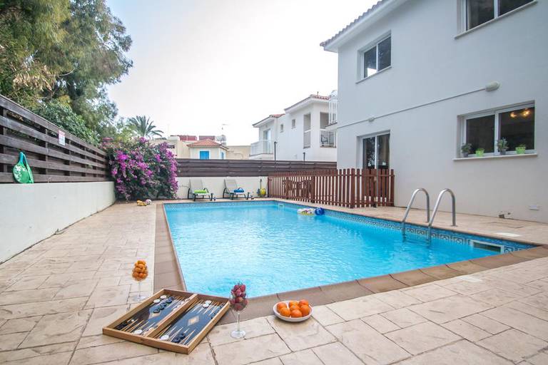 Pernera Holiday Villa
