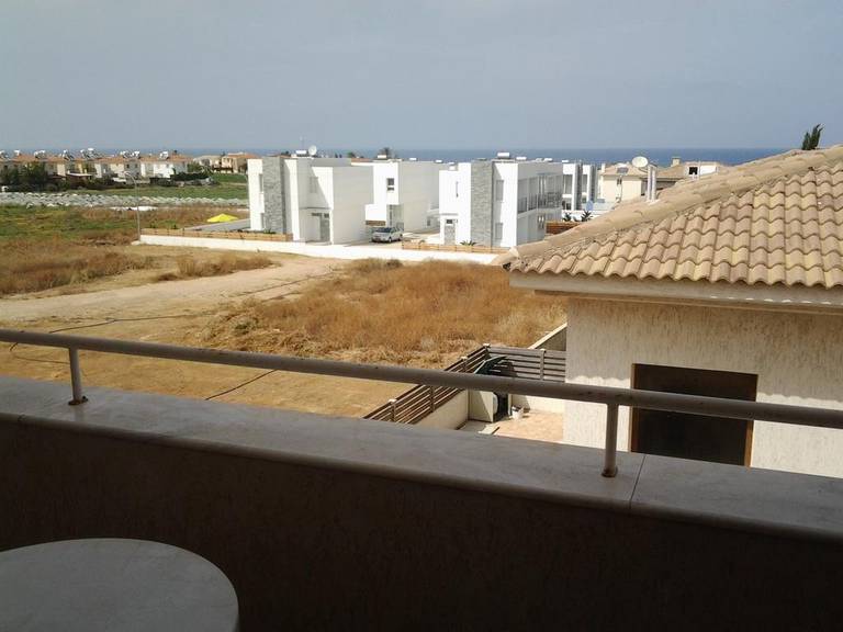 Artemis Karas Holidays Apartment