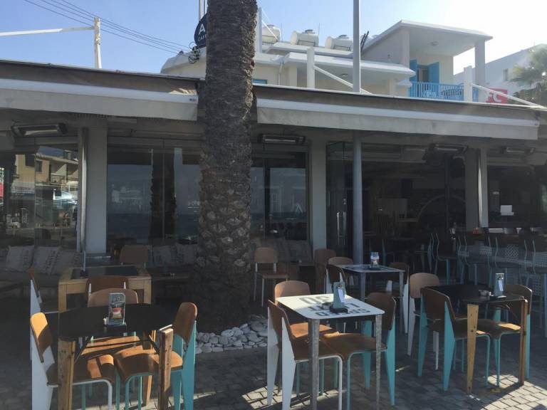 Meltemi Holiday Apartments