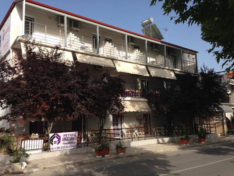 Petska Apartments