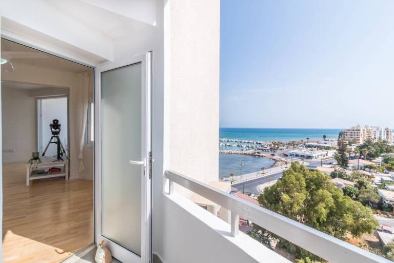 Limanaki Beach Aparment
