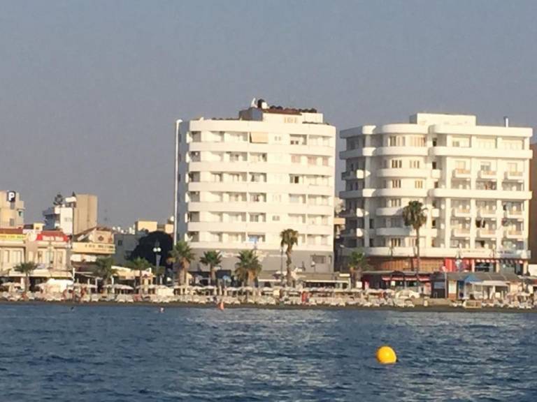 Alex Beach Apartment 51