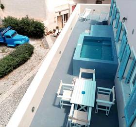 Floras House в Пиргосе