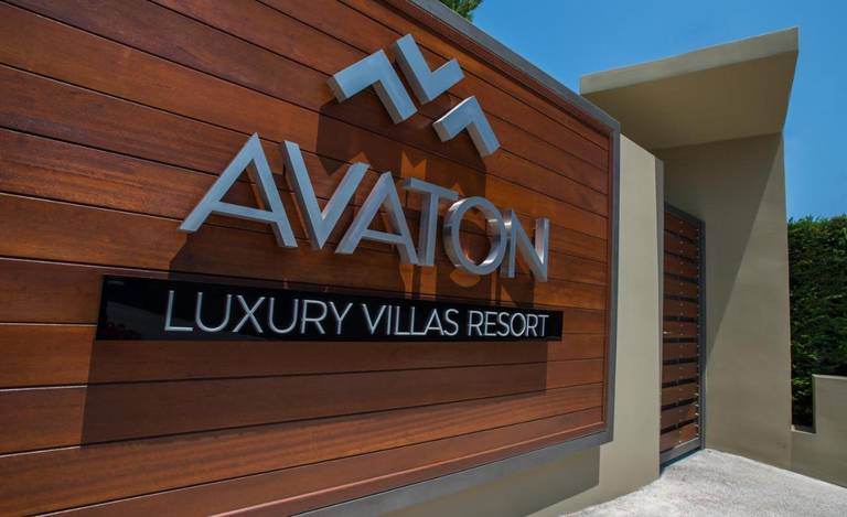 Avaton Luxury Villas Resort