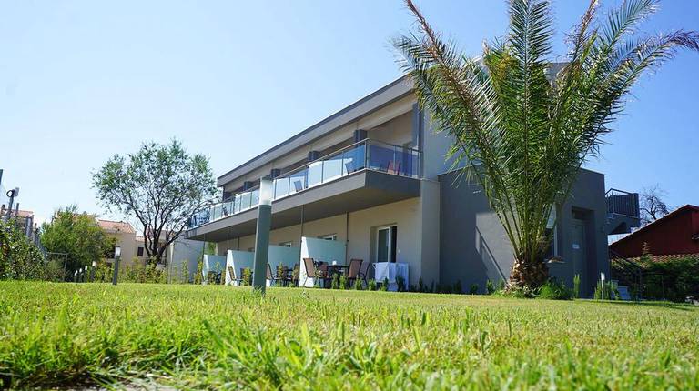 Finikas Garden Beach Resort Nikiti