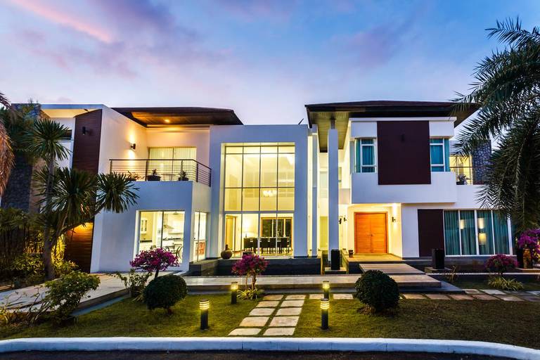 Kyerra Villa by Lofty