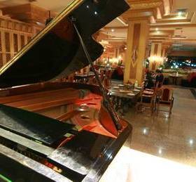 13 Coins Airport Hotel Ngam Wong Wan - Domestic в Бангкоке