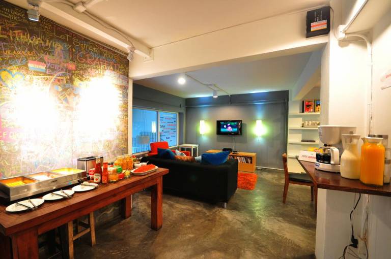 HQ Hostel