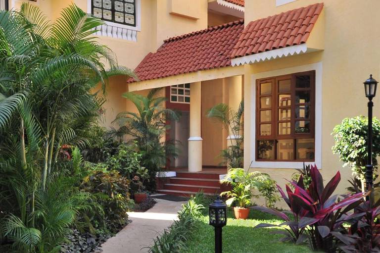 Phoenix Park Inn Resort