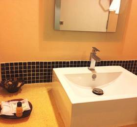 BH Business Hotel в Бангкоке