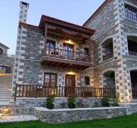 Emotions Country Resort в Карпенисионе