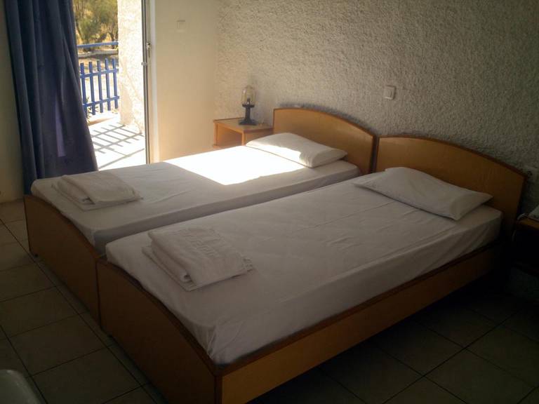 Aetos Beach Bungalows