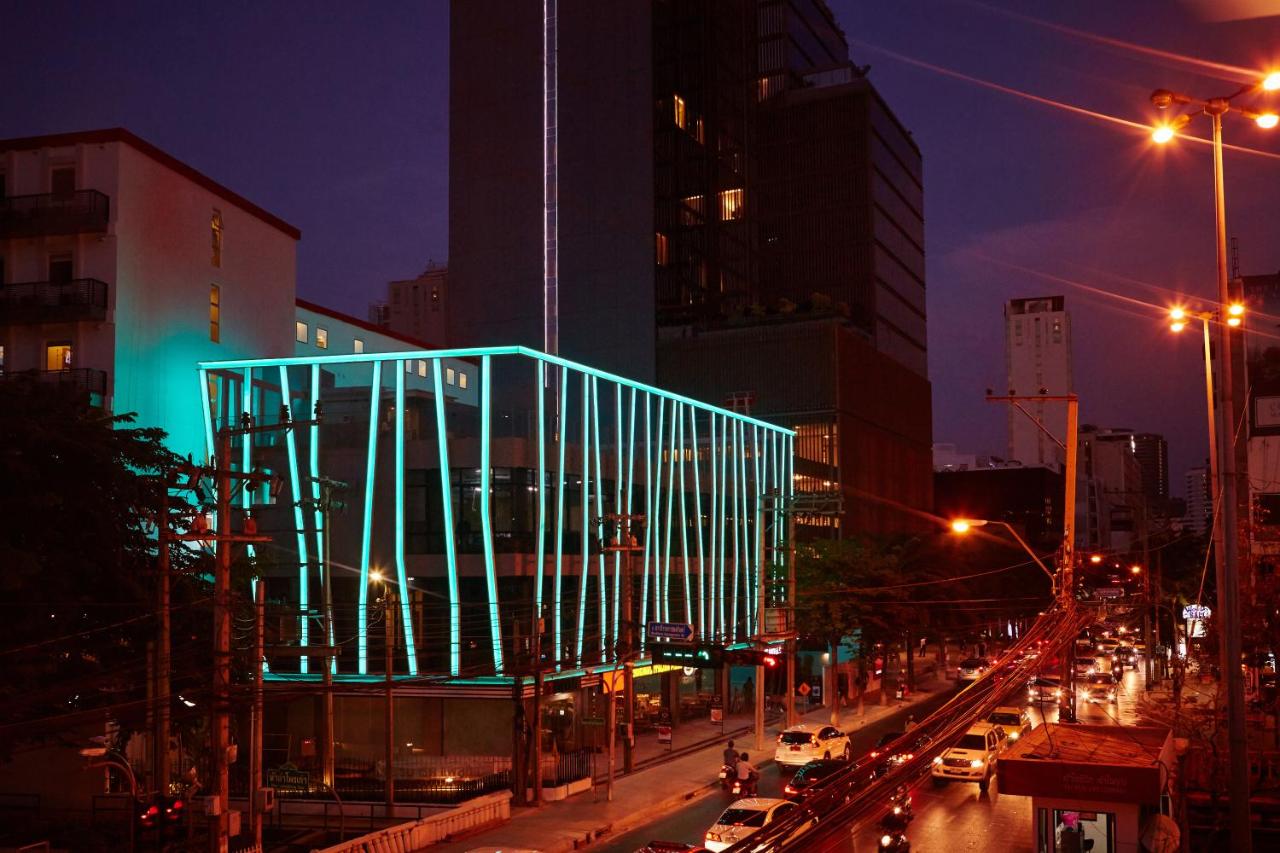 Red Planet Surawong