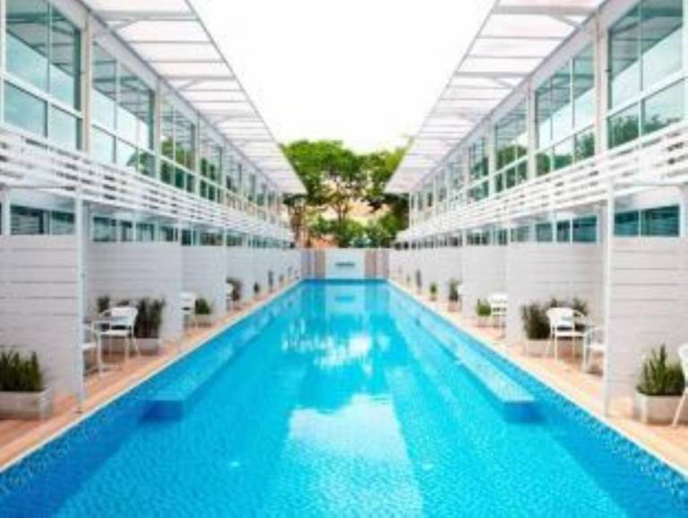 Pool House Serviced Residence