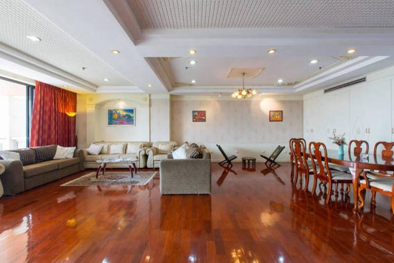 Polo Park Condominium