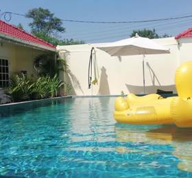 Barefeet Naturist Resort в Бангкоке