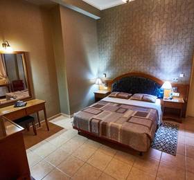 Exis Hotel в Афинах